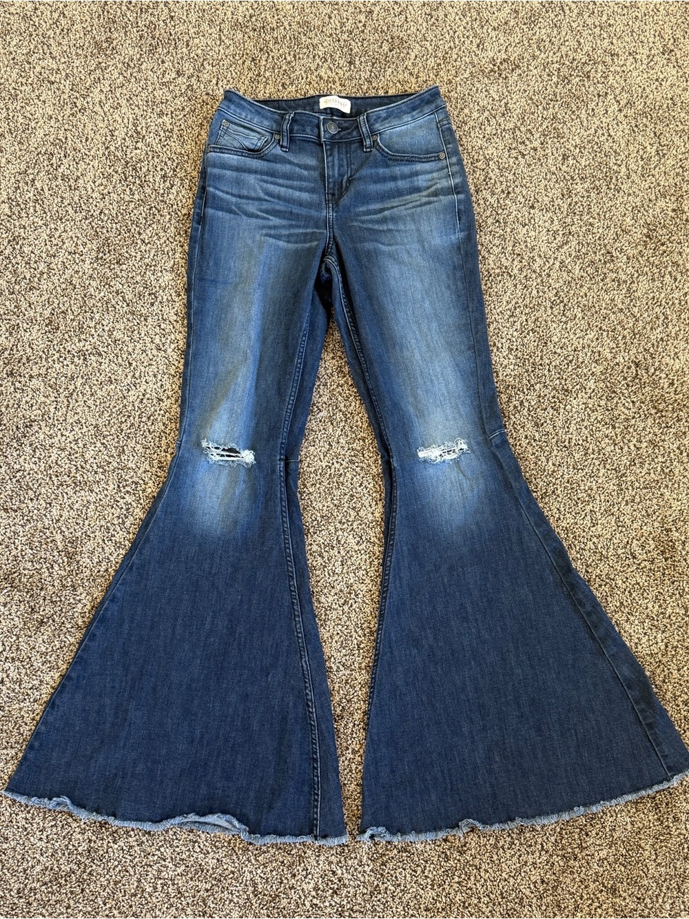 Shyanne Flare Jeans - Picture 2 of 3